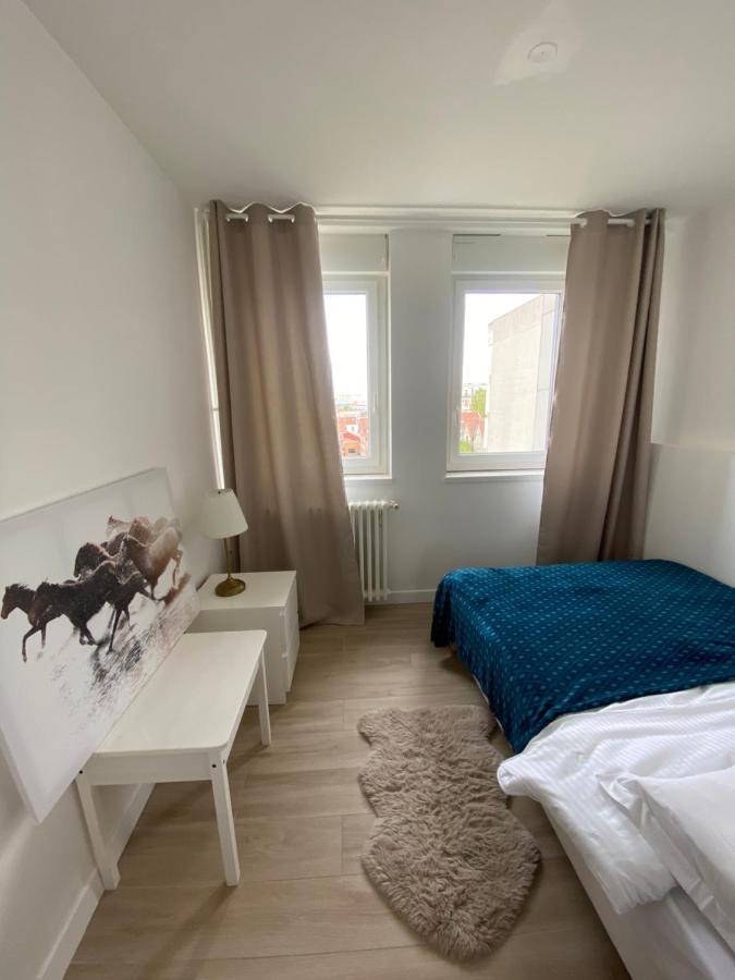 Grand Appartement Courbevoie Paris ภายนอก รูปภาพ