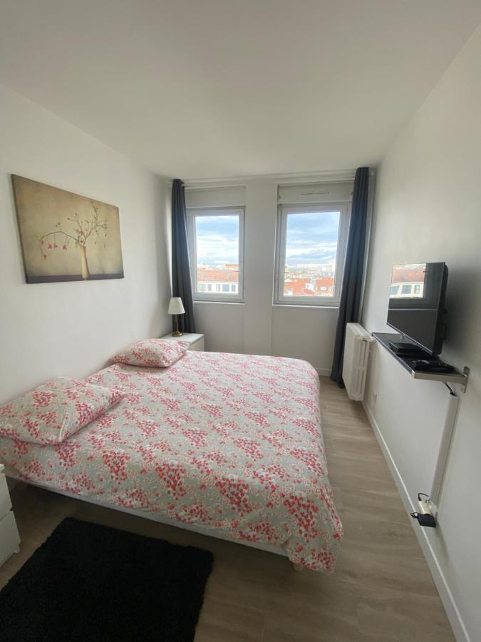 Grand Appartement Courbevoie Paris ภายนอก รูปภาพ