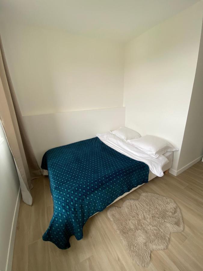 Grand Appartement Courbevoie Paris ภายนอก รูปภาพ