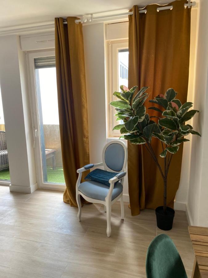 Grand Appartement Courbevoie Paris ภายนอก รูปภาพ