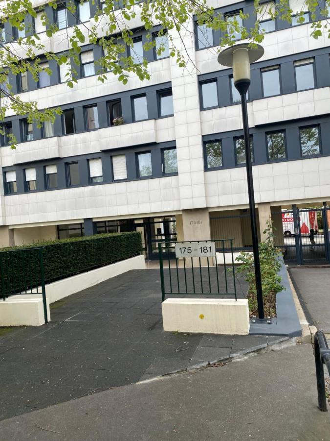 Grand Appartement Courbevoie Paris ภายนอก รูปภาพ